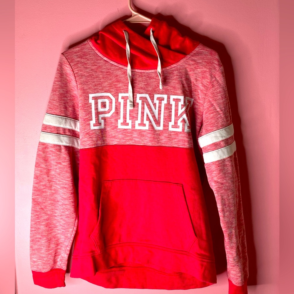 Pink Victoria’s Secrets Women’s Hoodie